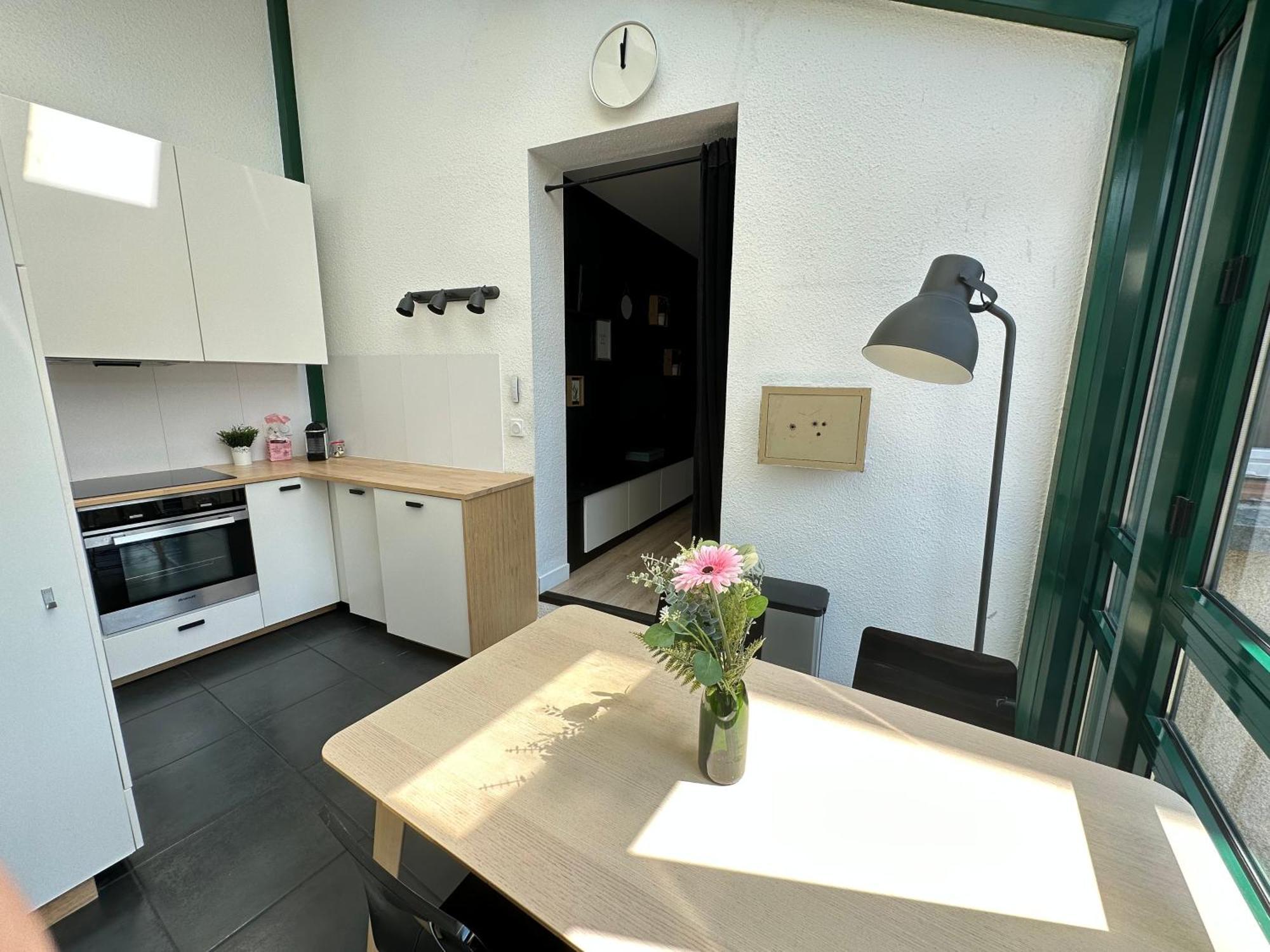 Le Forum - Hyper Centre - Parking Appartement Reims